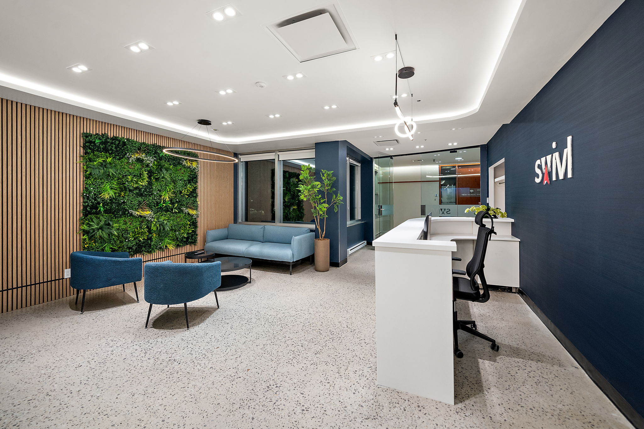 Swivl Ville Saint-Laurent reception and lounge